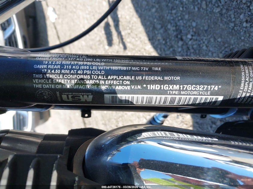 2016 Harley-Davidson Fxdb Dyna Street Bob VIN: 1HD1GXM17GC327174 Lot: 44726176