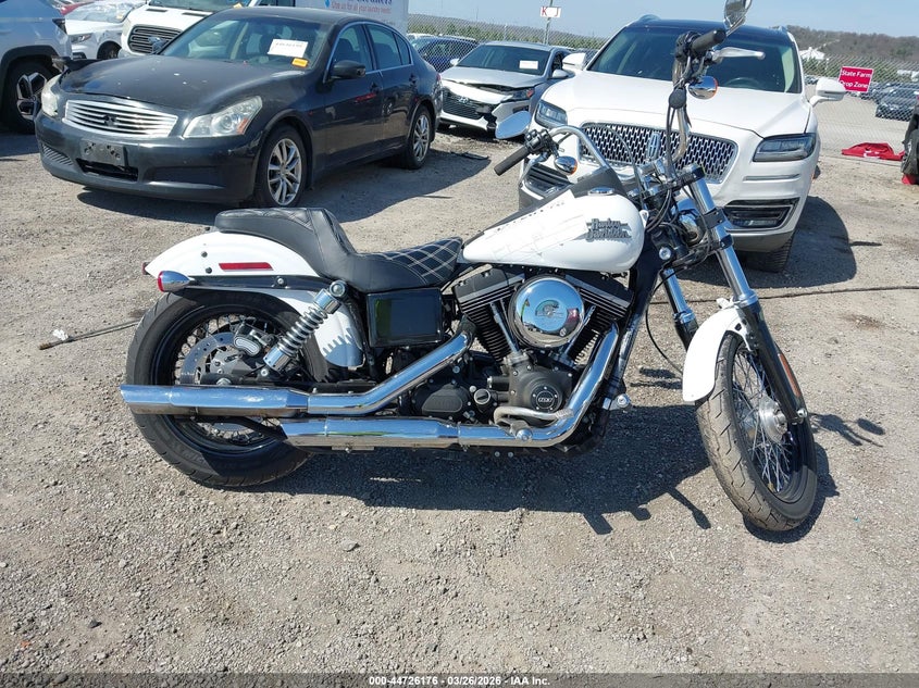 2016 Harley-Davidson Fxdb Dyna Street Bob VIN: 1HD1GXM17GC327174 Lot: 44726176