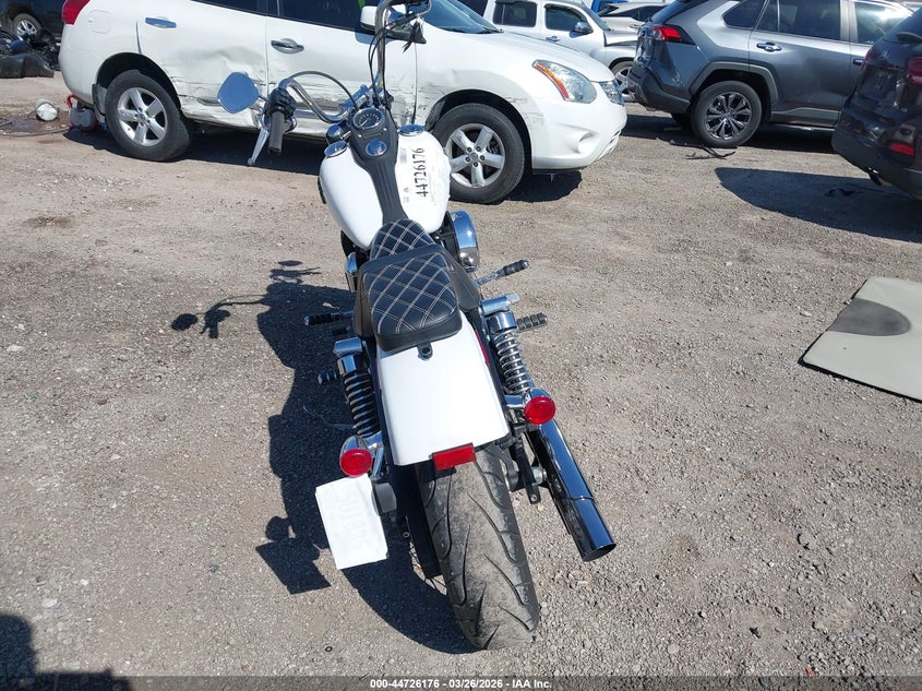 2016 Harley-Davidson Fxdb Dyna Street Bob VIN: 1HD1GXM17GC327174 Lot: 44726176