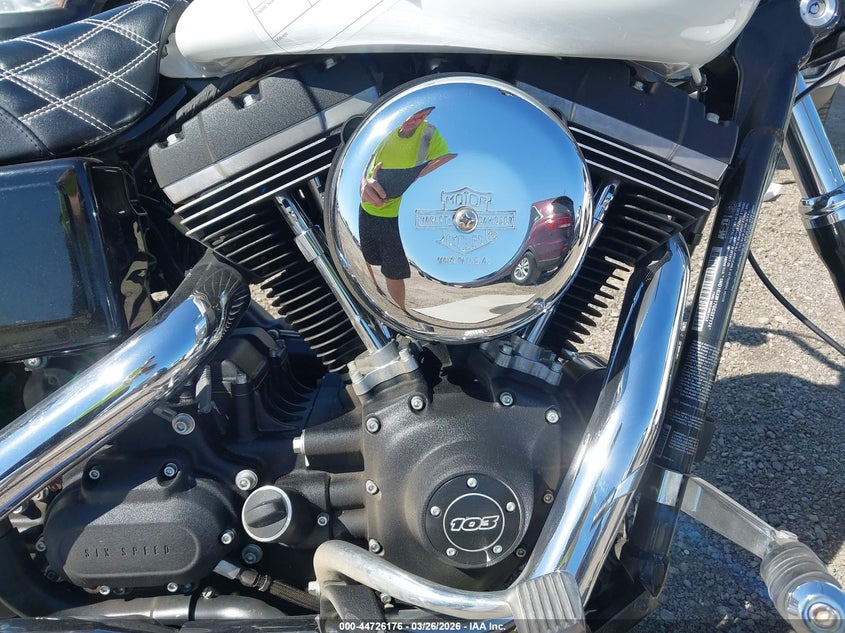 2016 Harley-Davidson Fxdb Dyna Street Bob VIN: 1HD1GXM17GC327174 Lot: 44726176