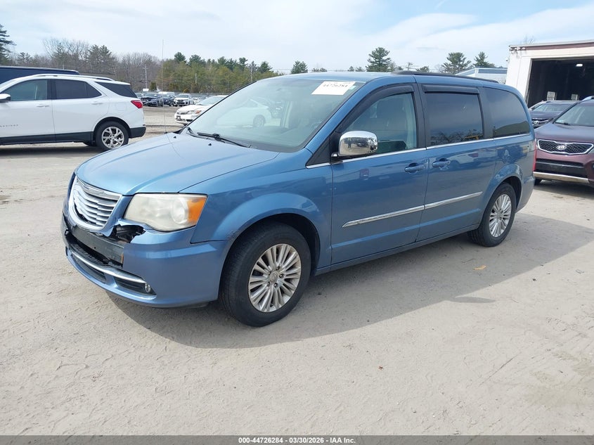 Vin: 2a4rr8dg9br781901, lot: 45223464, chrysler town & country touring-l 20112