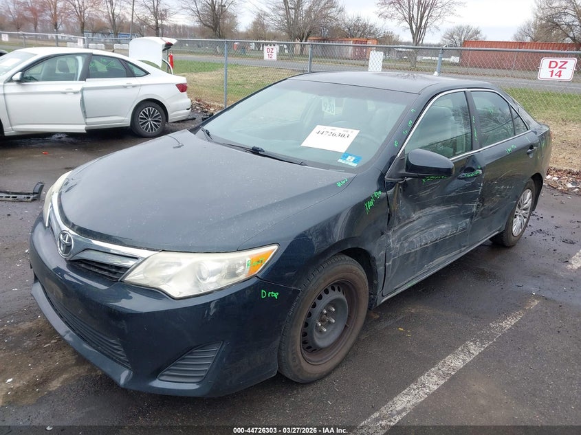 2014 Toyota Camry Le