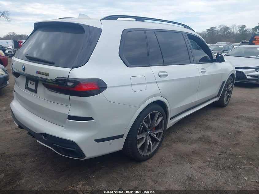 2022 BMW X7 M50I