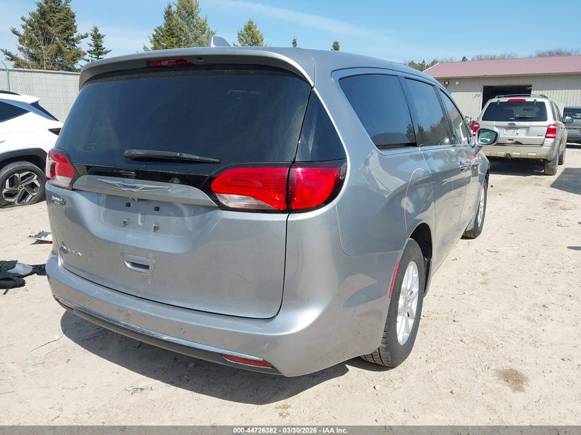 2020 Chrysler Pacifica Touring