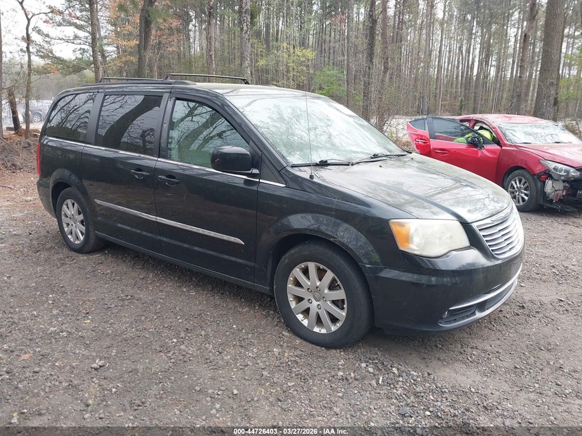 2013 Chrysler Town & Country Touring