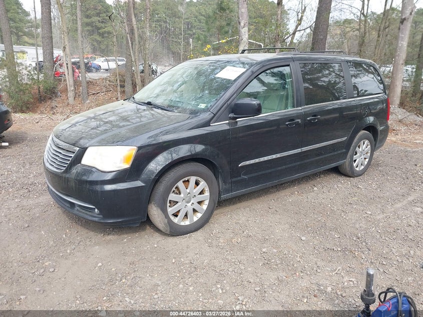 2013 Chrysler Town & Country Touring