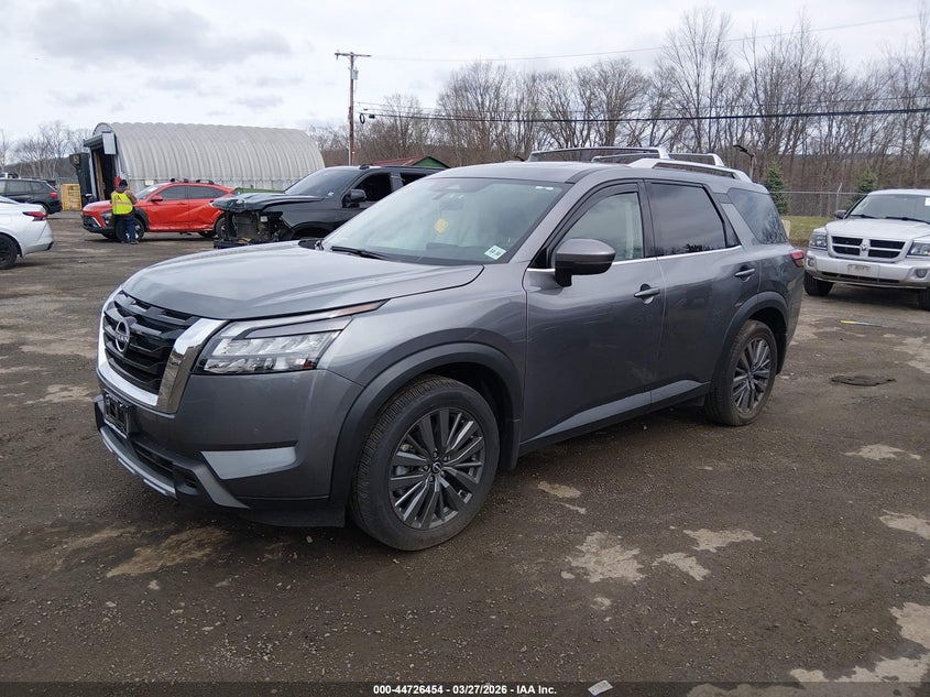 2025 Nissan Pathfinder Sl 4Wd