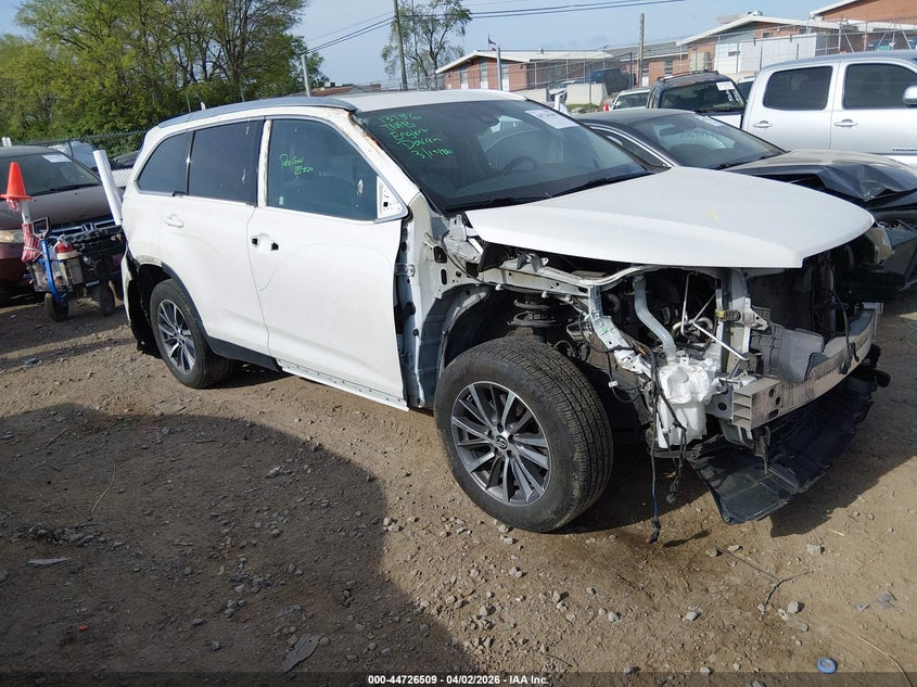 2019 Toyota Highlander Xle