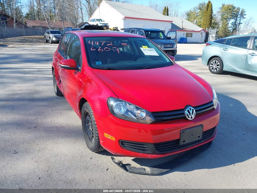 2010 Volkswagen Golf 4-Door