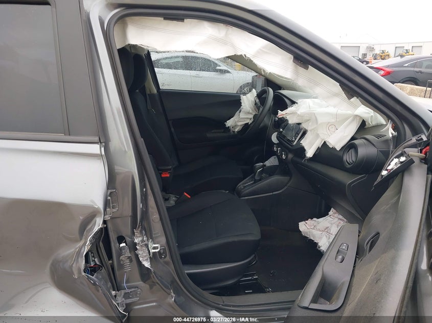 2024 Nissan Kicks S Xtronic Cvt