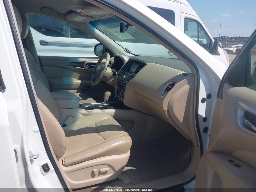 2013 Nissan Pathfinder Sl