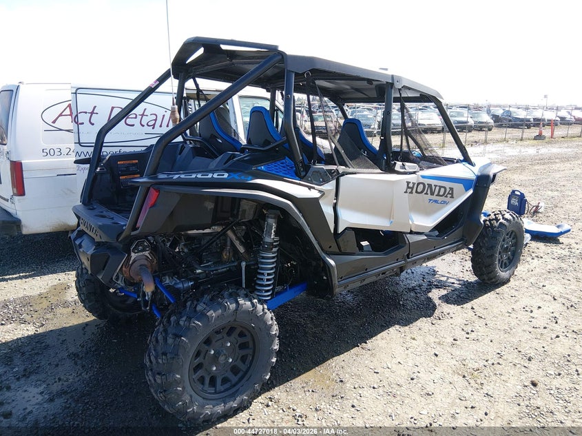 2022 HONDA SXS1000 999 CC(VIN: 1HFVE06E0N4200120