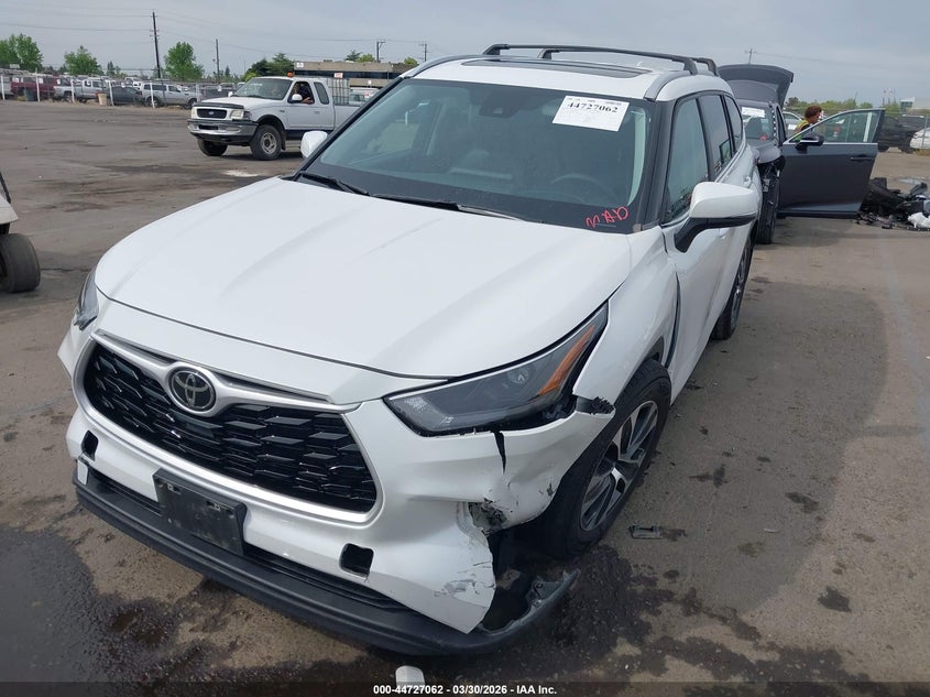 2023 Toyota Highlander Xle