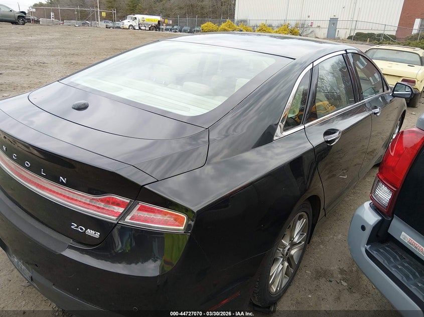 2013 LINCOLN MKZ auction photo 4