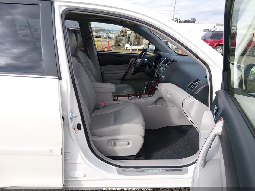 2013 Toyota Highlander Hybrid Limited V6