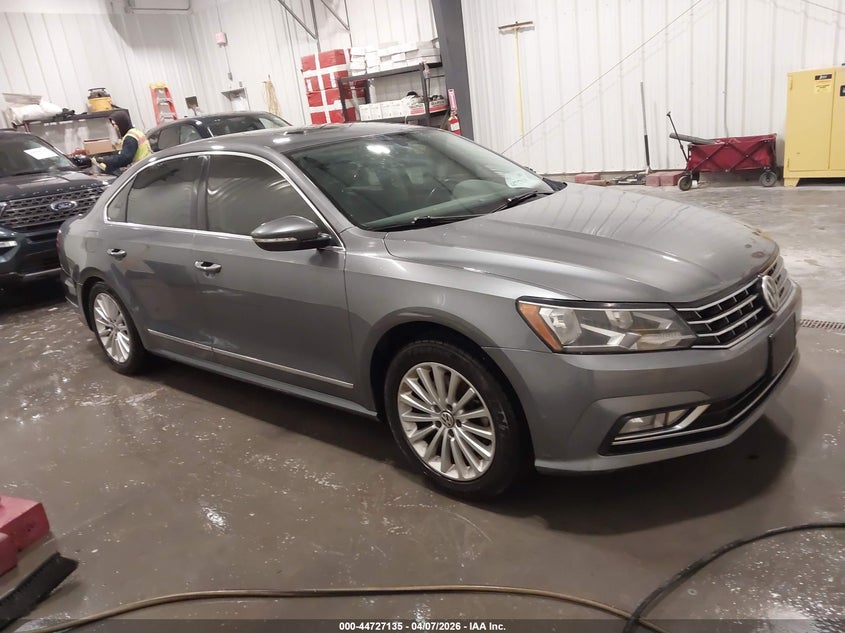 2016 Volkswagen Passat 1.8T Se