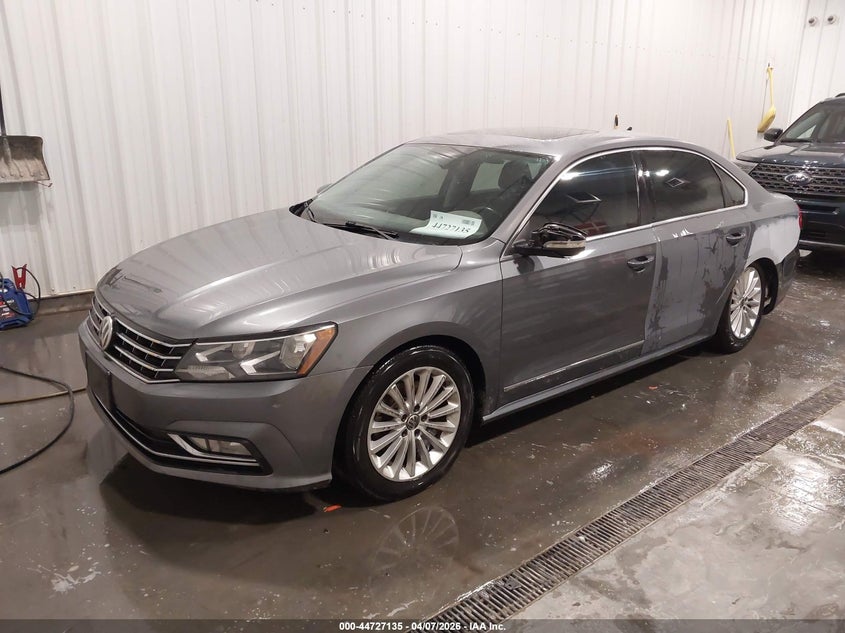 2016 Volkswagen Passat 1.8T Se