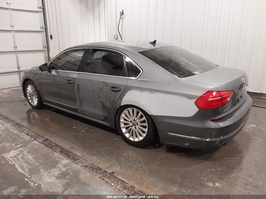 2016 Volkswagen Passat 1.8T Se