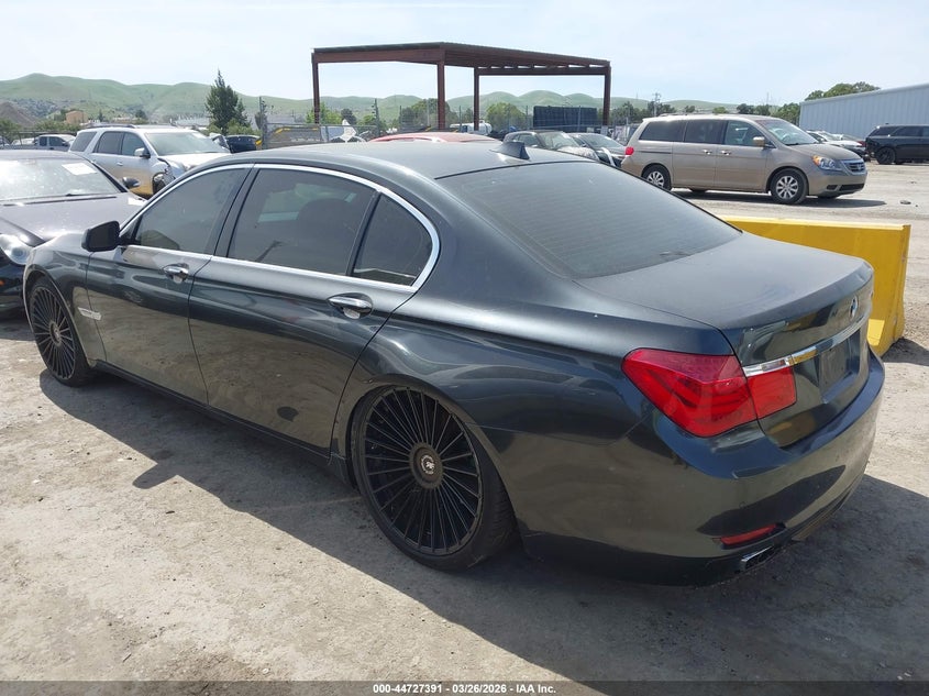 2011 BMW 740Li