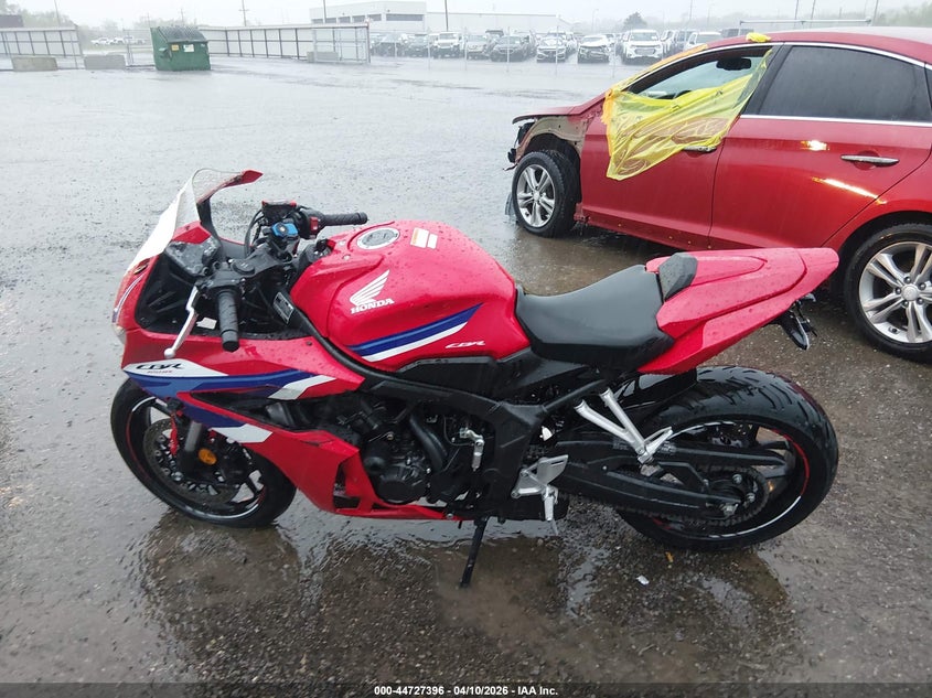 2024 Honda Cbr650 R VIN: MLHRH1550R5000894 Lot: 44727396