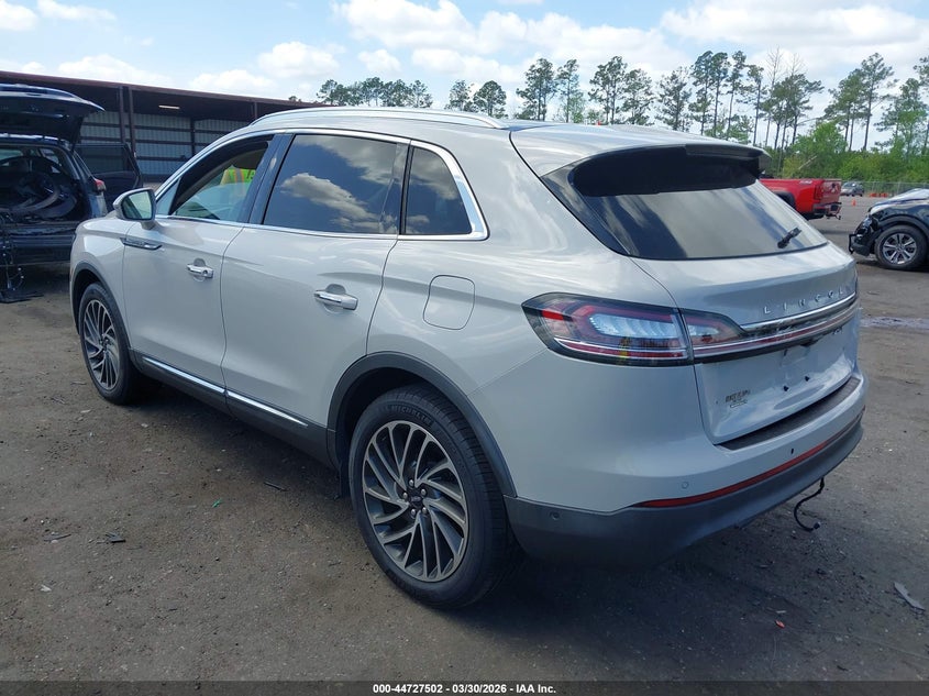 2020 Lincoln Nautilus Reserve