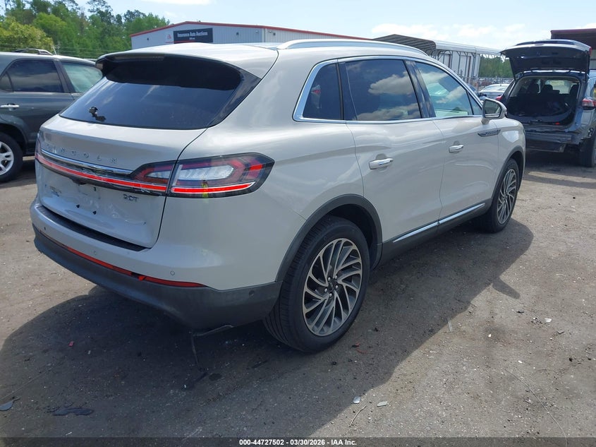 2020 Lincoln Nautilus Reserve