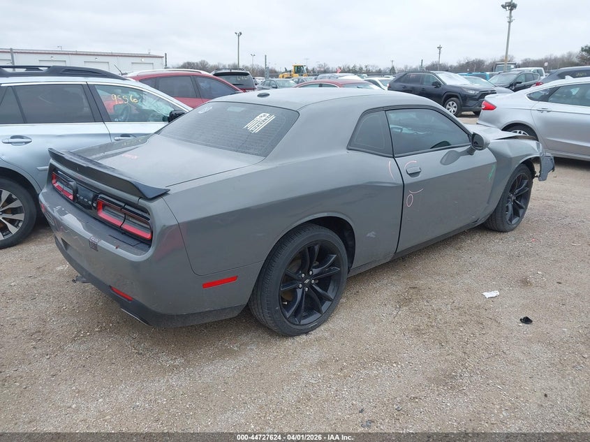 2018 Dodge Challenger Sxt