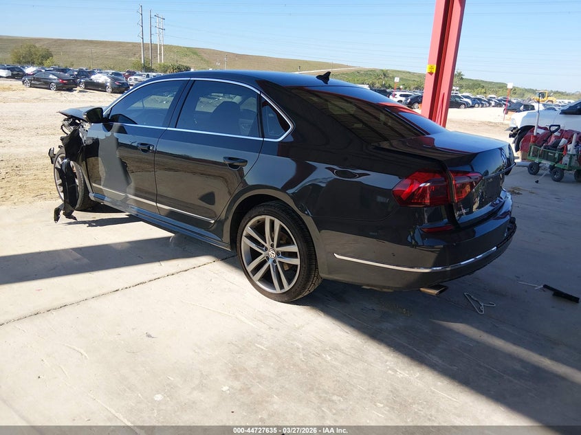 2017 Volkswagen Passat 1.8T R-Line