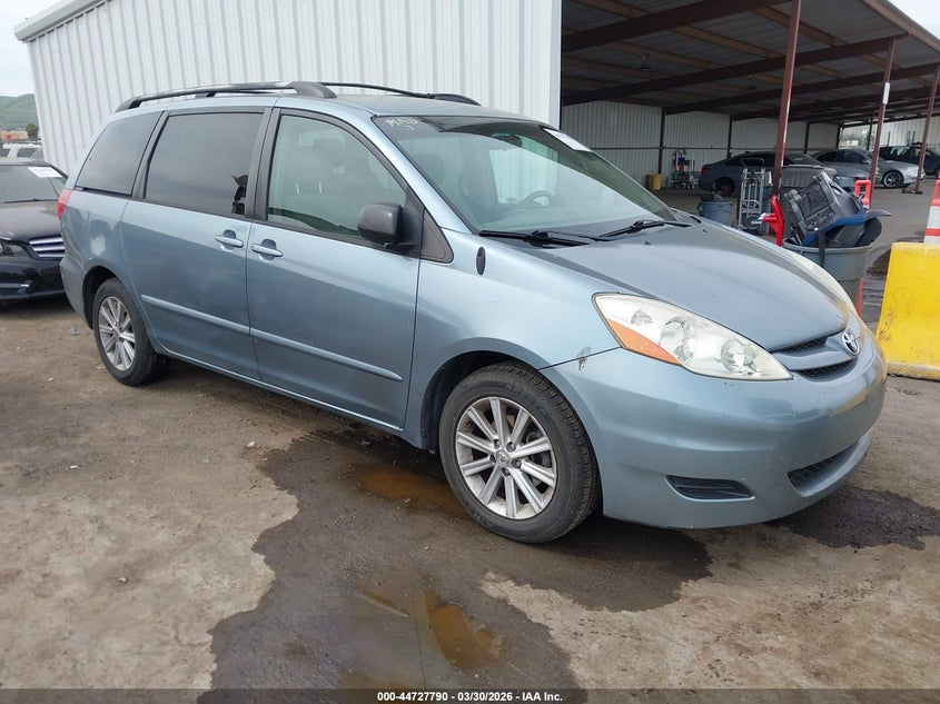 2008 Toyota Sienna Le