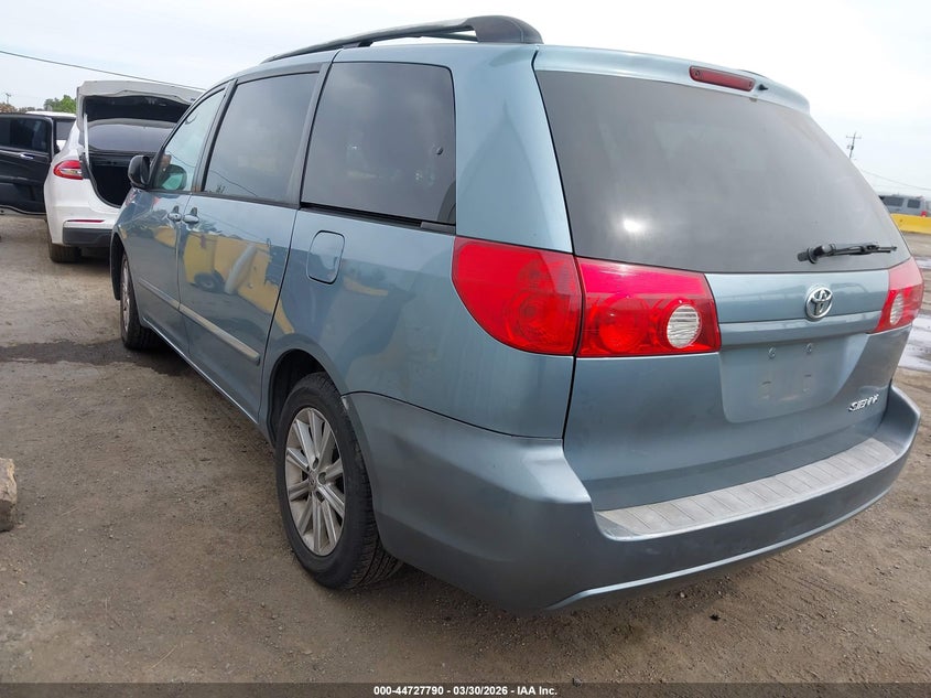 2008 Toyota Sienna Le
