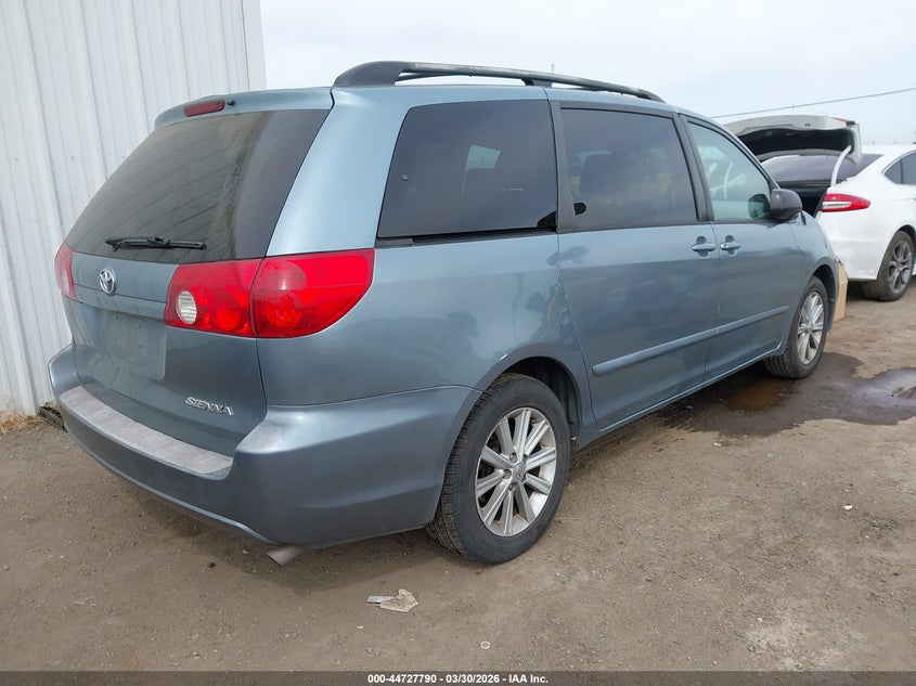2008 Toyota Sienna Le