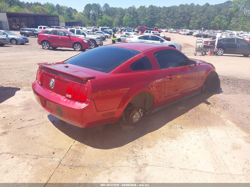 2007 Ford Mustang V6 Deluxe/V6 Premium