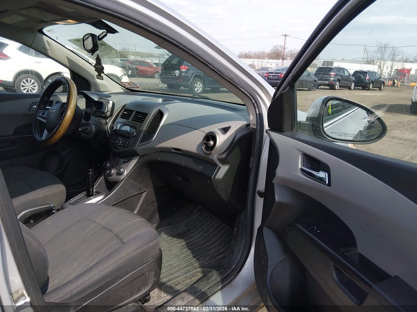 2014 Chevrolet Sonic Lt Auto