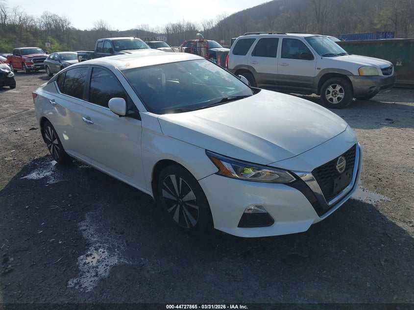 2022 Nissan Altima Sv Fwd