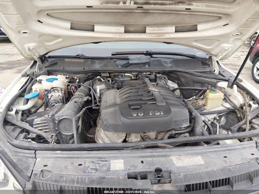 2011 Volkswagen Touareg Vr6 Sport VIN: WVGFF9BP7BD000186 Lot: 44727869