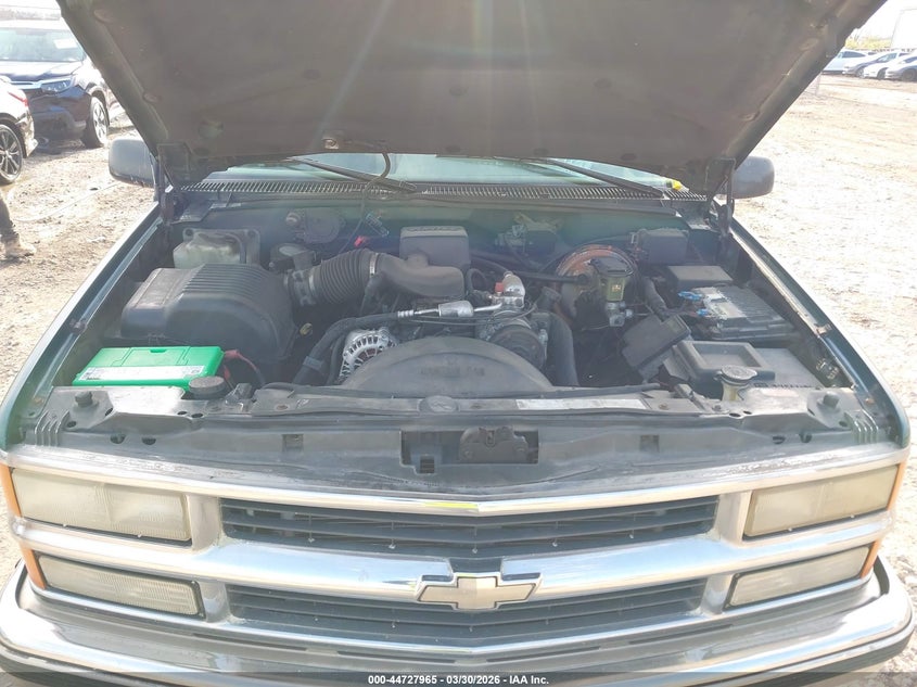 1996 Chevrolet Tahoe K1500 VIN: 1GNEK13R8TJ419445 Lot: 44727965