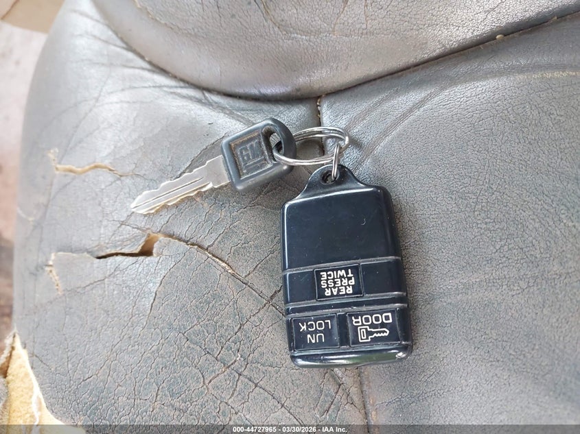 1996 Chevrolet Tahoe K1500 VIN: 1GNEK13R8TJ419445 Lot: 44727965