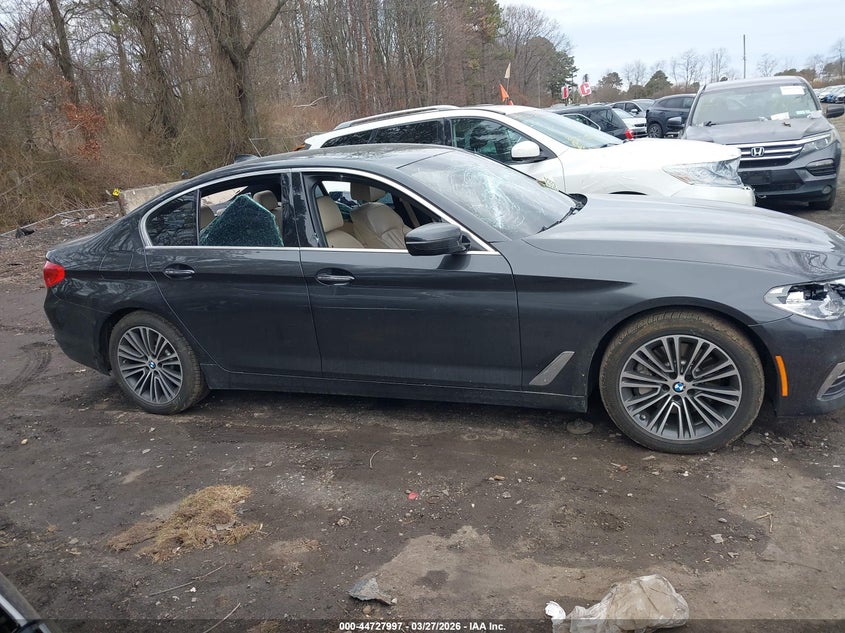 2018 BMW 530I XDRIVE — Фото 13