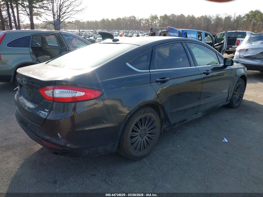 2014 FORD FUSION HYBRID auction photo 4