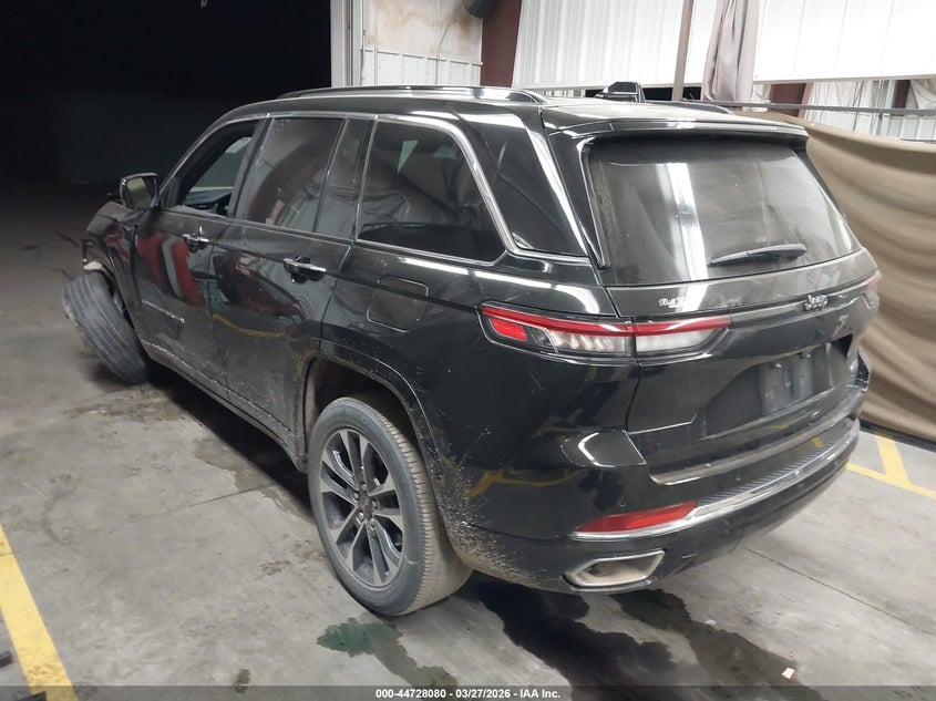 2023 Jeep Grand Cherokee Overland 4X2