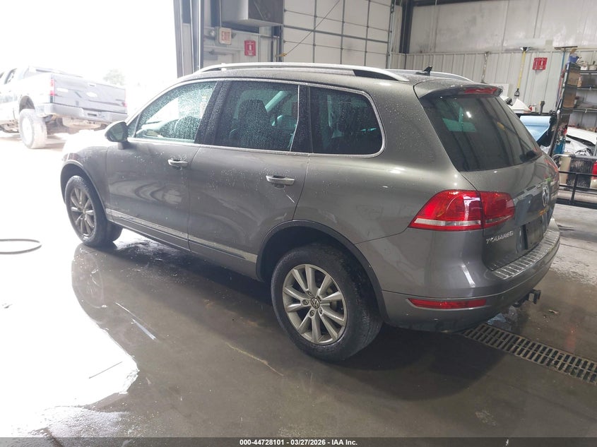 2014 Volkswagen Touareg 3.6L Sport