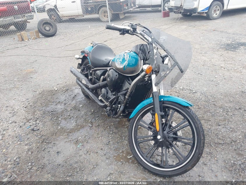 2022 Kawasaki Vn900