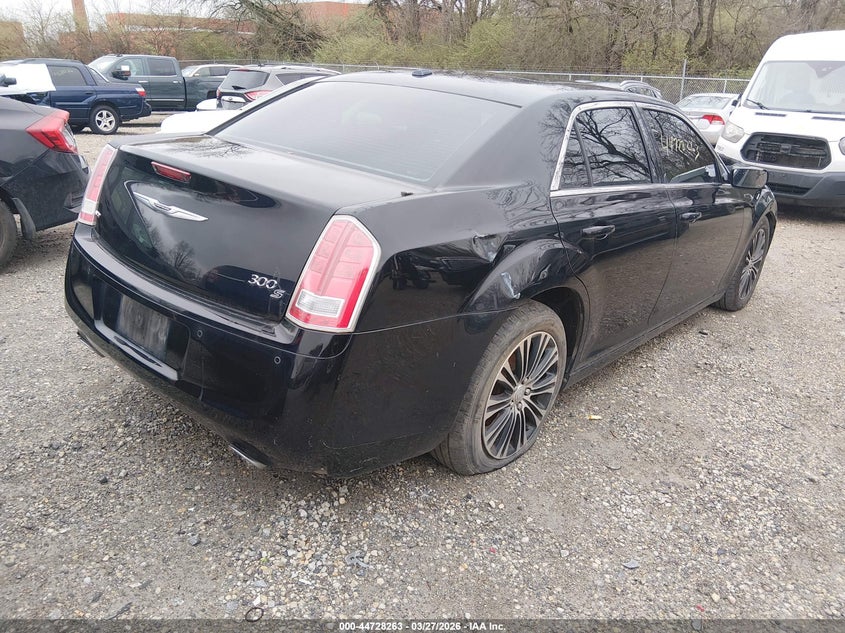 2012 Chrysler 300 S V8