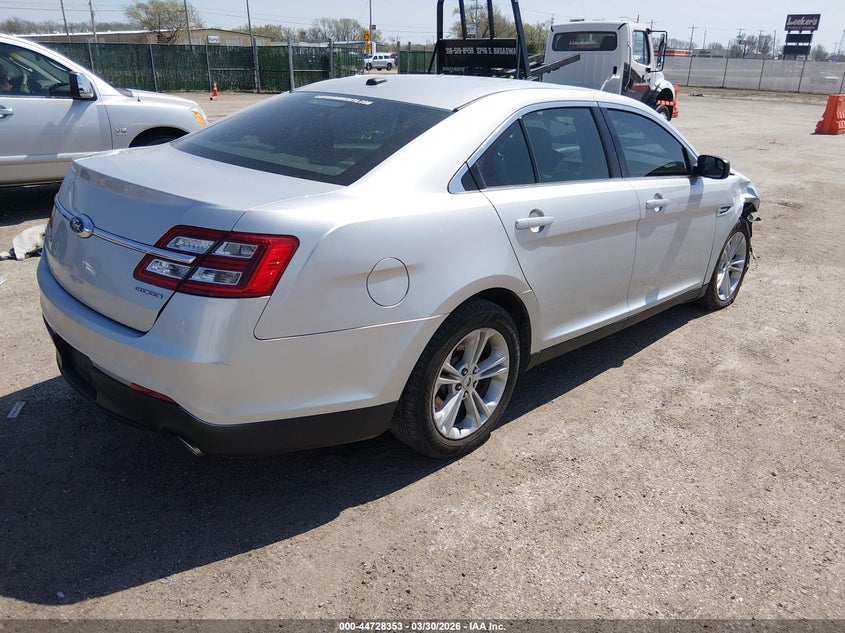 Vin: 1fahp2d82jg105700, lot: 45225533, ford taurus se 20184