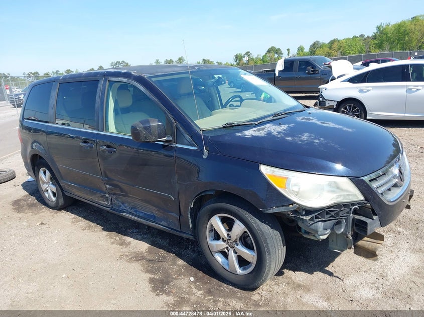 2V4RW3D11AR190429 VOLKSWAGEN ROUTAN Photo 1