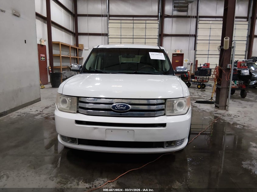 2FMHK6DC7BBD25360 2011 Ford Flex 3.5 Limited White