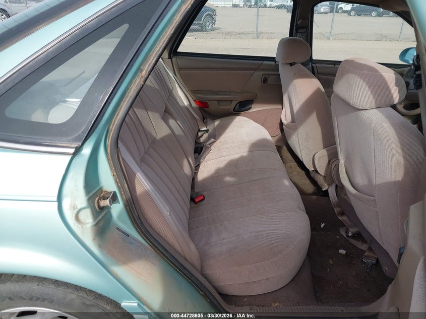 1994 Ford Taurus Gl VIN: 1FALP52U2RG268113 Lot: 44728605