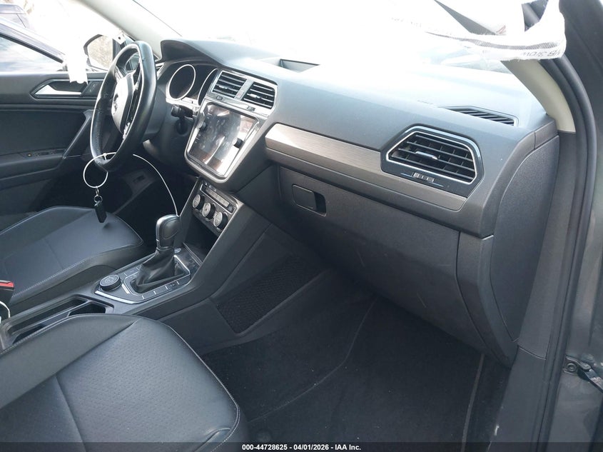 2018 Volkswagen Tiguan 2.0T Se/2.0T Sel