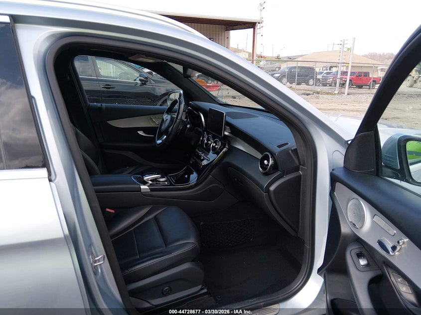 2017 Mercedes-Benz Glc 300 4Matic