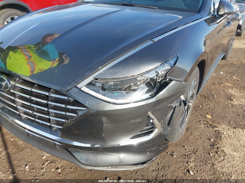 AtlanticExpress - Hyundai Sonata Hybrid